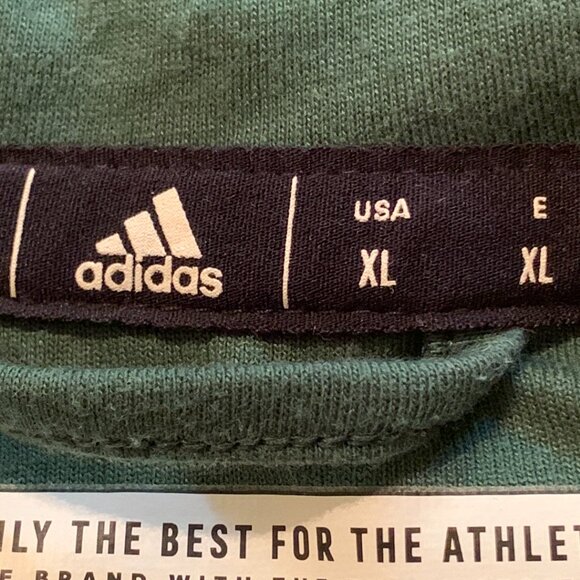 Edmonton Eskimos Lot Adult  XL Hoodie, Youth Large T-Shirt & 34.5 x 58.5 Banner - Picture 11 of 16